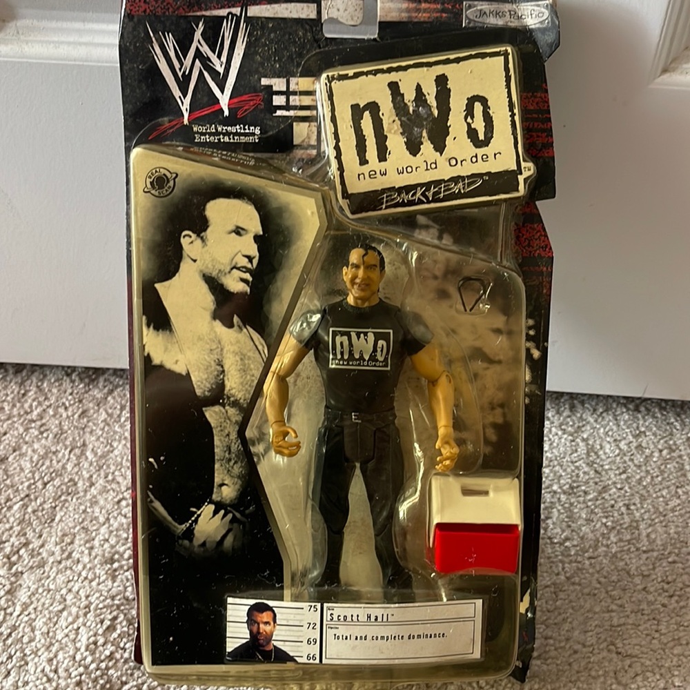 🤼‍♀️🤼‍♀️ VINTAGE!! 2002 COLLECTIBLES. NEW WORLD ORDER  ( nWo ).